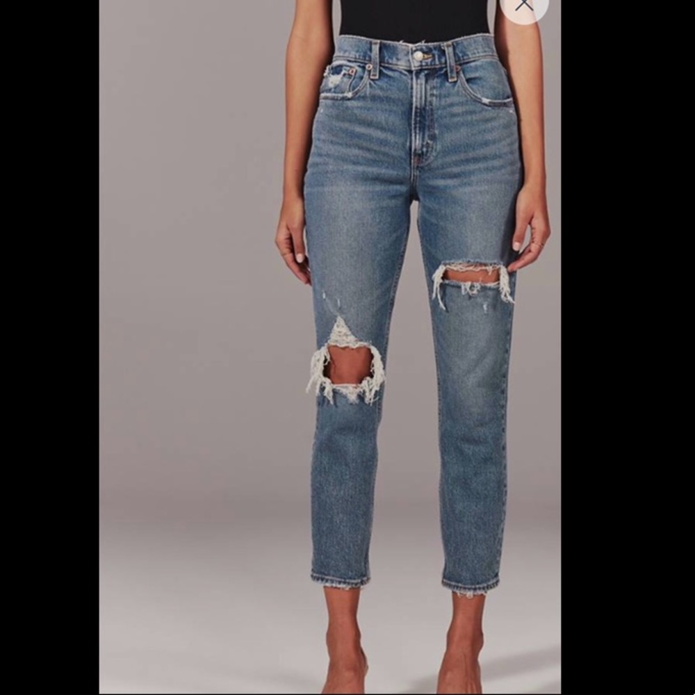 High rise girlfriend Jeans- Abercrombie & fitch
